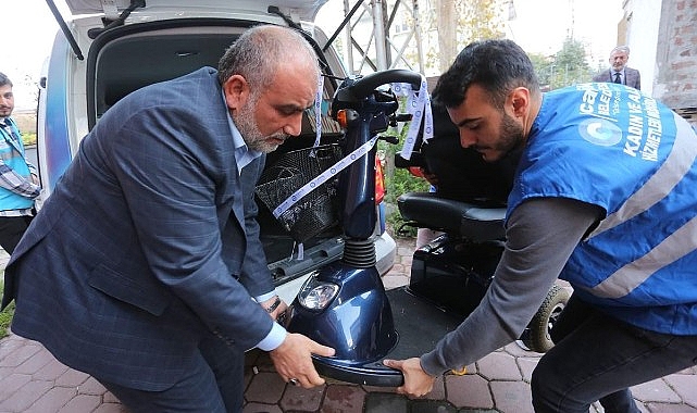 Canik’ten Vatandaşlara 17 Alanda Ayni ve Nakdi Destek