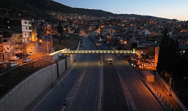 Altındağ Yaya Üst Geçidi hizmete açıldı