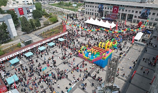 Çocukların bayramı Nilüfer’de büyük sevinçle kutlandı