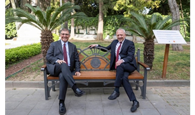 Başkan Tugay’ın diplomasi trafiği