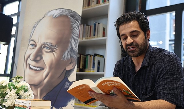 Genç oyuncu, öğrencilere “Hababam Sınıfı”nı okudu