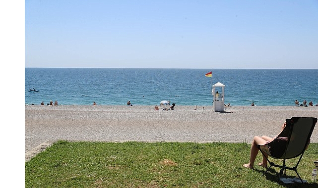 Konyaaltı Sahili yaza hazır