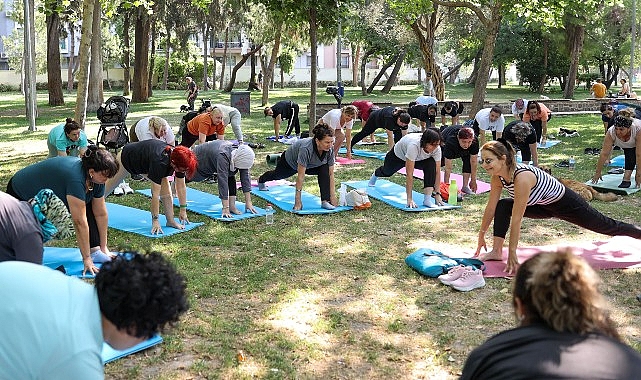 Buca’da yoga, pilates ve zumba dersleri açık havaya taşındı