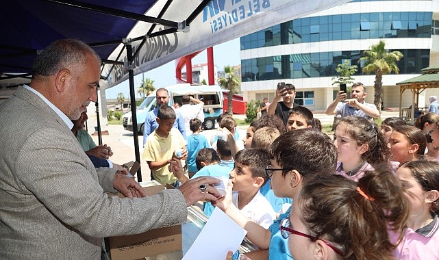 Çocuklardan Başkan İbrahim Sandıkçı’ya Sevgi Seli