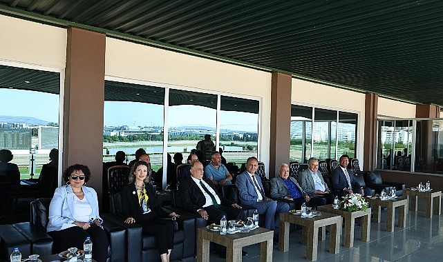 Nilüfer Belediye Başkanlığı Koşusu’nun galibi “Taşan”