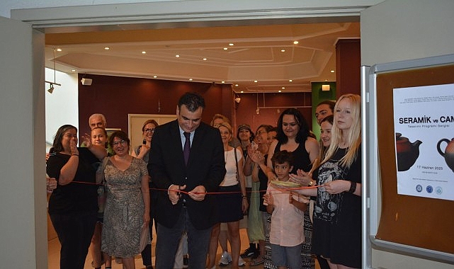 EÜ’de “Seramik ve Cam Tasarımı Sergisi” sanatseverlerle buluştu