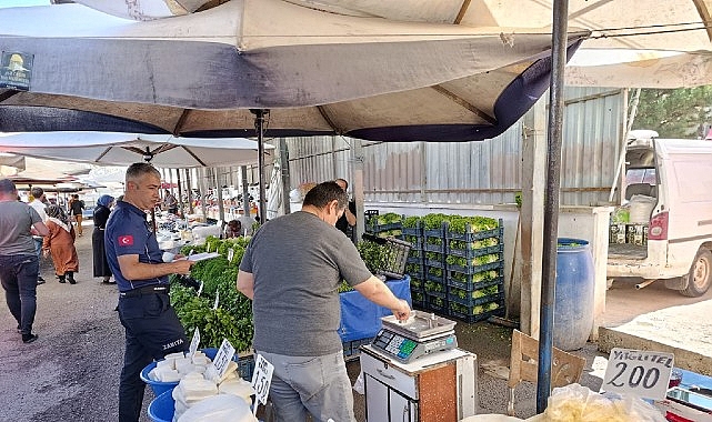 Zabıta Ekiplerinden Pazarlarda Tartı Denetimi
