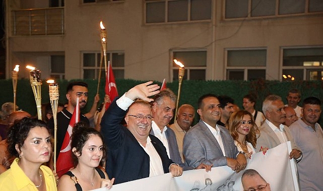 Edremit’te Zafer Bayramı coşkusu