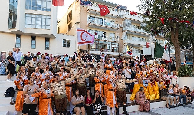 Halk Dansları Festivali’nden coşku dolu açılış