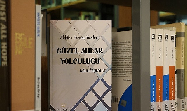 Yazar Uğur Canbolat’tan manevi yolculuklara rehber iki yeni kitap