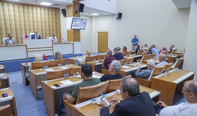 Başkan İbrahim Sandıkçı: “Yaşamı kolaylaştıran ve yaşama değer katan hizmetleri hemşehrilerimizle buluşturuyoruz”