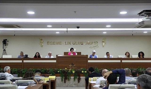 Karabağlar Meclisinde Gündem: Sosyal Yardımlar, Temizlik, Kız Öğrenci Yurdu ve Kentsel Dönüşüm