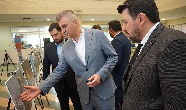 “Kanıt” Fotoğraf Sergisi Gölcük Belediyesi’nde Ziyarete Açıldı