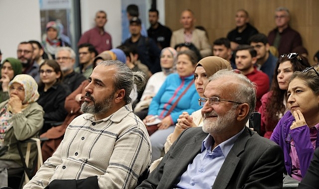 Prof. Dr. İsmail Hakkı Aydın, Kitap Fuarı’nda konuştu; “Yokluğunuz hissedilmiyorsa, varlığınız yüktür”
