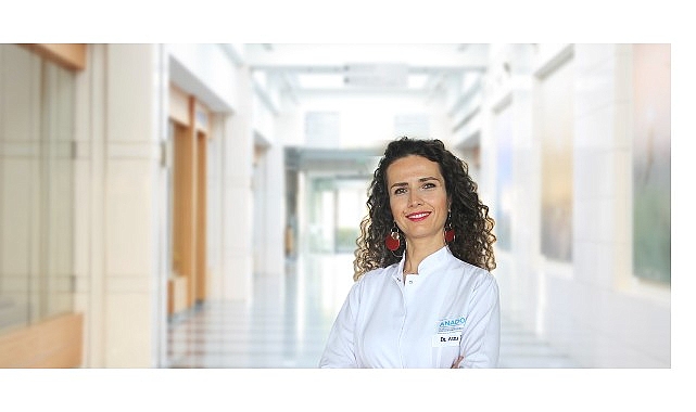 Ağız kokusuna yol açan 6 neden