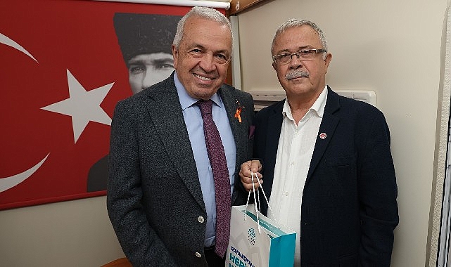 Başkan Şadi Özdemir, vatandaşların sorun ve taleplerini mahallesinde dinledi