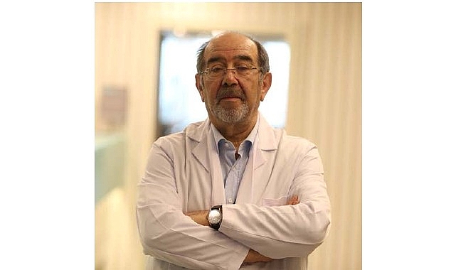 Alzheimer hastalarına yaklaşımda empati ve sabır önemli!