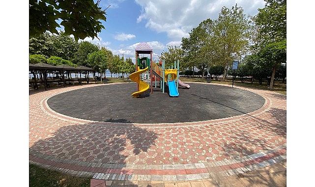 Büyükşehir’den oyun gruplarına düzenli bakım