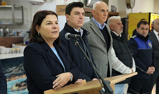 Foça Belediyesi Personeli Yeni Yıl Buluşmasında Bir Araya Geldi