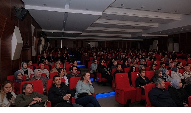 “Kadın Sığınağı” İlk Gösterimiyle İzleyiciden Tam Not Aldı